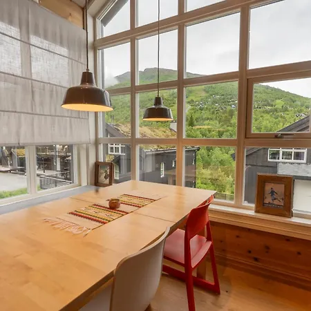 Fjellgrend 36b * Stranda